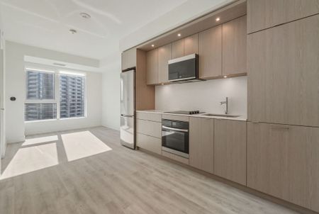 For Lease - 60 Central Park Roadway N/A Unit# 1605, Toronto, Ontario - Photo 3