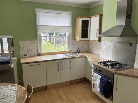 1 Bed Flat, York Rise, NW5 - Photo 5