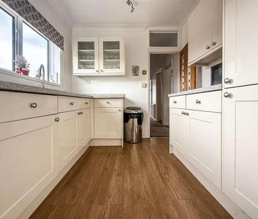 Bayly Avenue, Portchester, PO16 - Photo 6