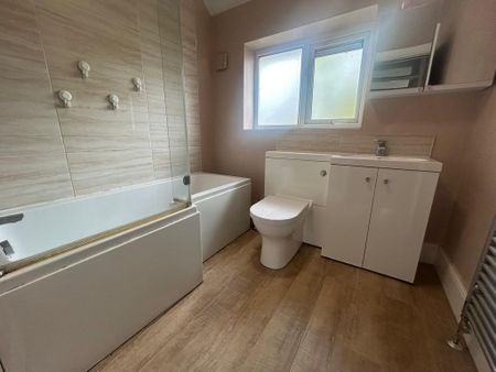 2 bedroom house to rent - Photo 2
