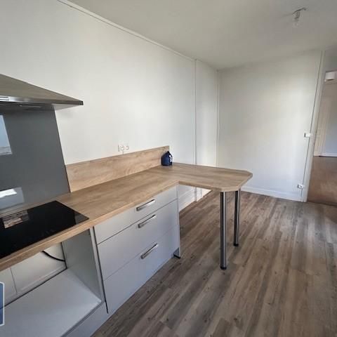 Location Appartement 4 pièces 86m² PERIGUEUX 24000 - Photo 1