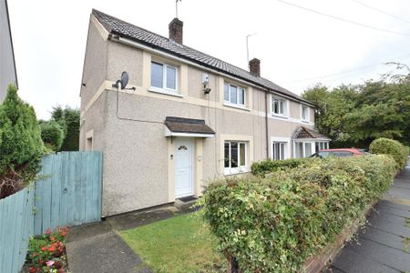 3 bedroom semi-detached house to rent - Photo 5