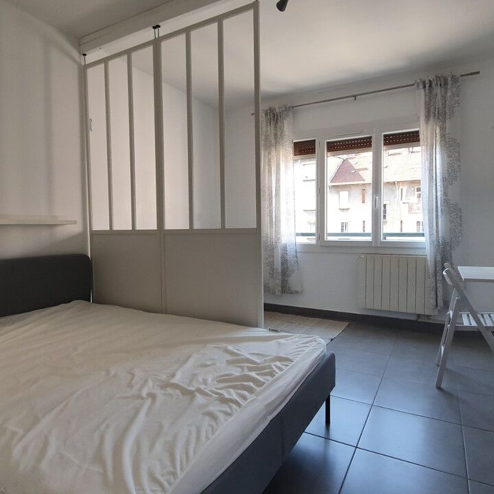 Appartement - 1 pièce - 25,94 m² - Grenoble - Photo 1