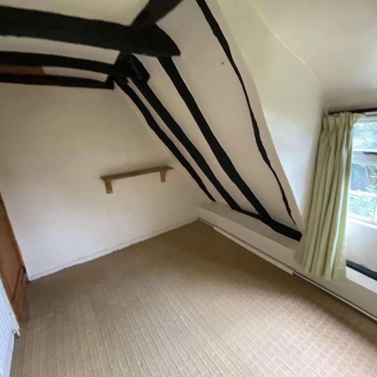 2 bedroom cottage to rent - Photo 1