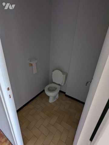 Cet appartement de 58,54 m² est situé à Arcisses, à proximité des commerces et des transports. ... - Photo 5