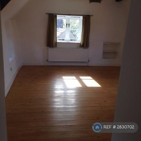 2 bedroom semi-detached house to rent - Photo 1