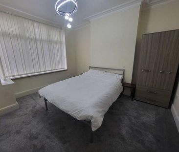 Railton Avenue, Whalley Range, Manchester, M16 - Photo 3