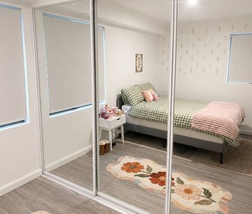 Gladesville - Photo 1