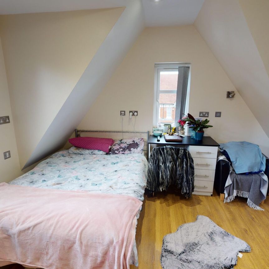 Raglan Road Edgbaston - Photo 1