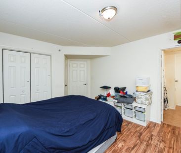 For Lease - 1480 Bishops Gate Unit# 301, Oakville, Ontario - Photo 4