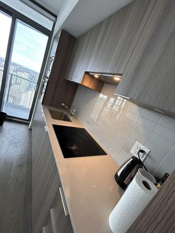 For Lease - 11 Wellesley Street Unit# 5412, Toronto, Ontario - Photo 5