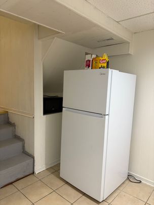 For Lease - 299 Goldenwood Road Unit# Lower Unit, Toronto, Ontario - Photo 1