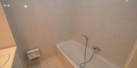 Appartement te huur in Oostende voor € 800 met 2 slaapkamers - Photo 4