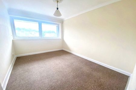 Brimlands Court, New Road, Brixham, Devon, TQ5 - Photo 4