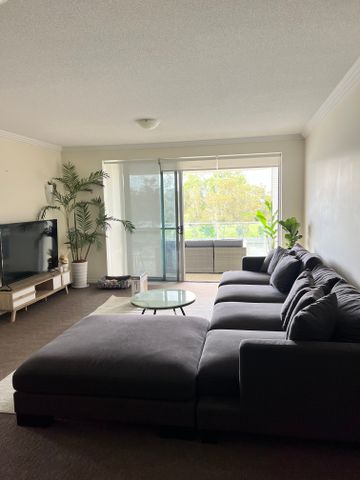 Varsity Lakes - Photo 3