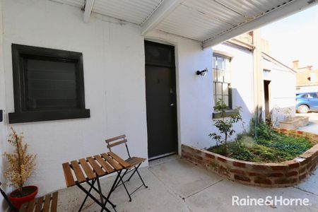 3/2A Keppel Street, Bathurst, NSW 2795 - Photo 3