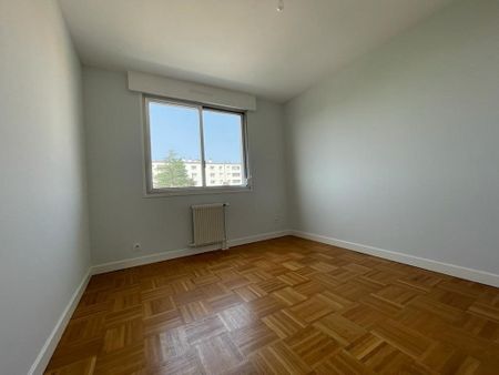 APPARTEMENT T4 A LOUER CALUIRE ET CUIRE Magnolles Pasteur - Photo 3