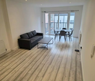 2 bedroom apartment to rent - Photo 4