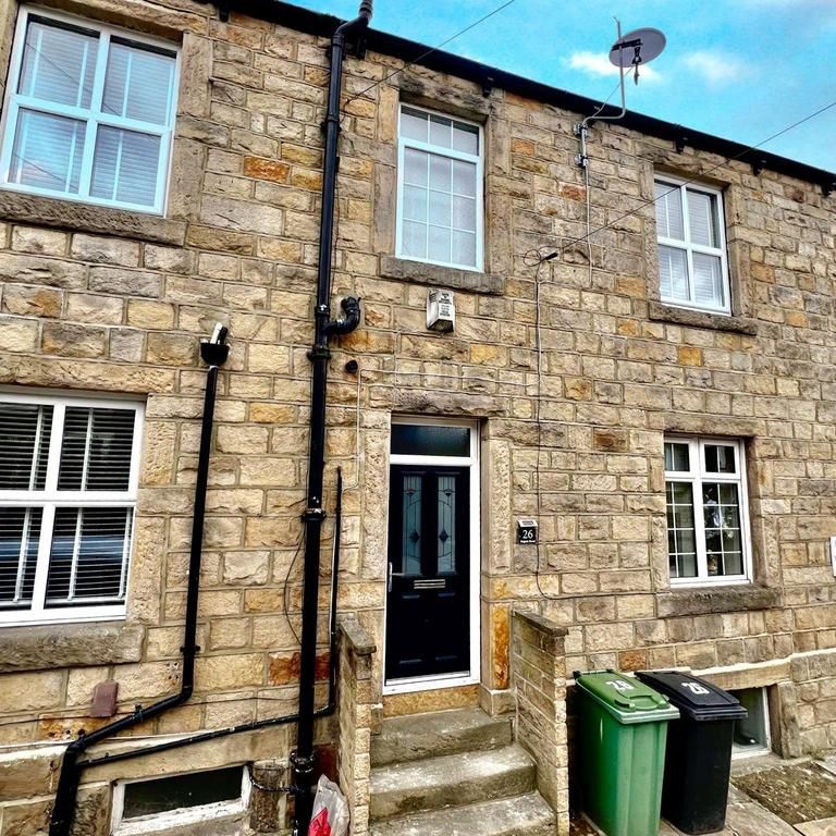 3 bedroom end of terrace house to rent - Photo 1