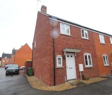 2 bedroom end of terrace house to rent - Photo 3