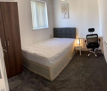 5 bedroom terraced house to rent - Photo 6