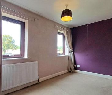 5 bedroom detached house to rent - Photo 4