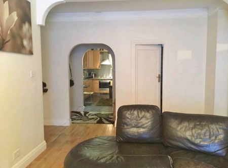 55-57 Shoot Up Hill, NW2, London - Photo 3