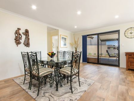 10 Fitzsimmonds Place, Leda WA 6170 - House For Rent | Domain - Photo 4