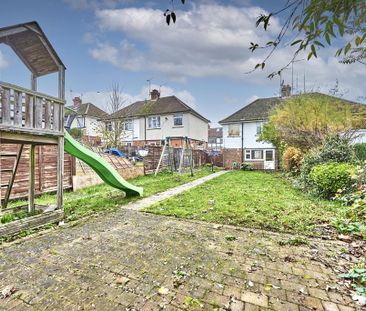 3 bedroom semi-detached house to rent - Photo 6