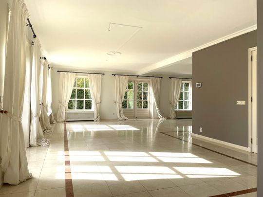 Oranje Nassaulaan, 2361LA, Warmond - Photo 1