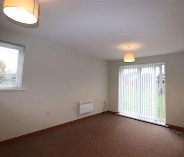 Ashingdon Road, Rochford, SS4 - Photo 1