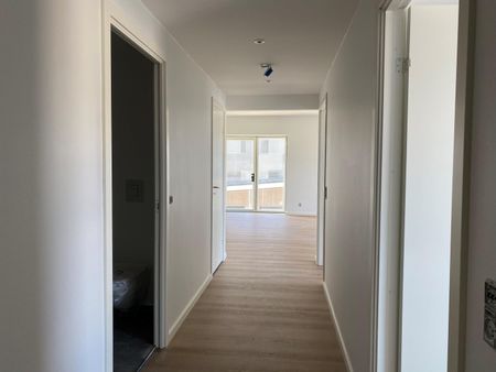Moderne 3-rums lejlighed på 92 m² – beliggende i den populære bydel Stigsborg - Photo 4