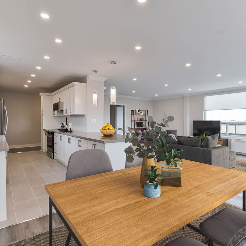 For Lease - 780 Eglinton Avenue Unit# 607, Toronto, Ontario - Photo 1