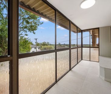 Bring the Boat, Caravan & More - Loads of Room! - Photo 2