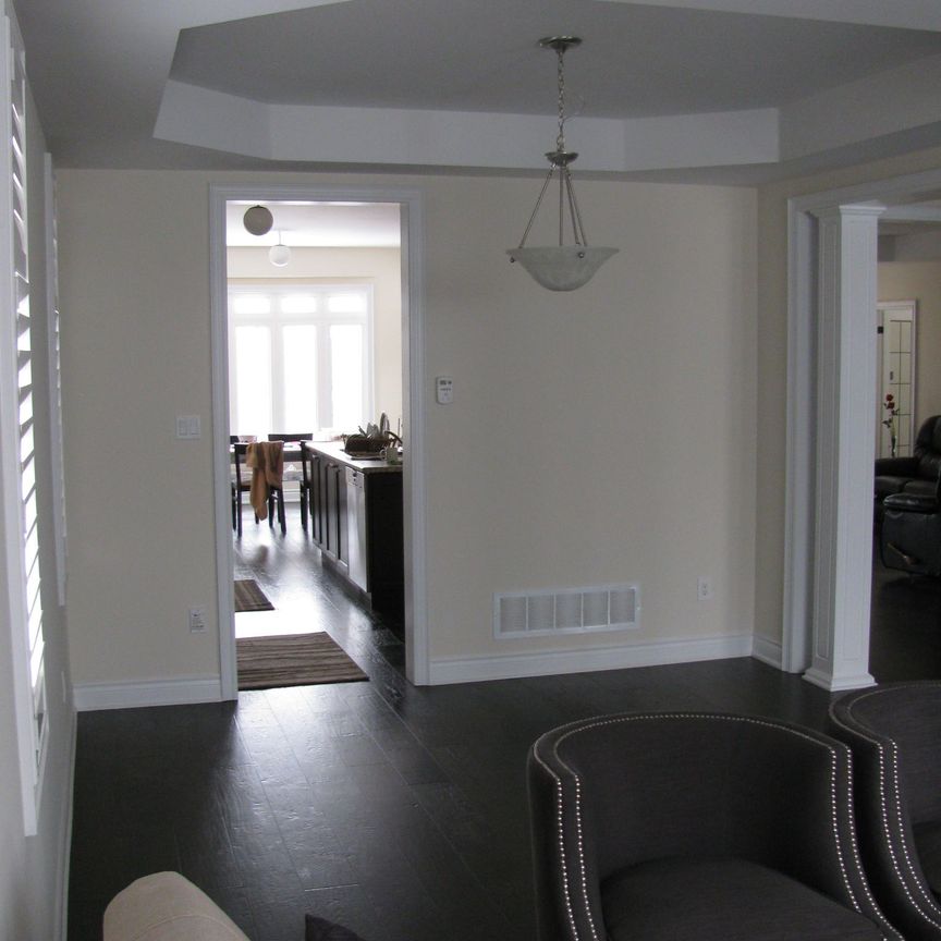 For Lease - 138 Shadow Falls Drive, Richmond Hill, Ontario - Photo 1