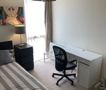 Room in a Shared Flat, Thames Court, NW6 - Photo 6