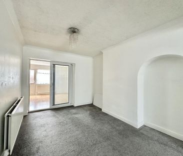 3 bedroom House To Let - Photo 3