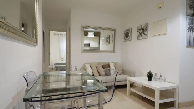 2-bedroom apartment for rent in Puerta del Ángel - Foto 1