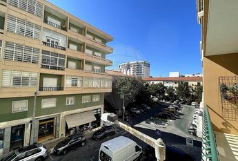 Apartamento T3 em Lisboa