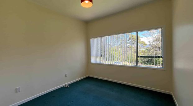 Ideal Family Living: 3 Bedroom Home in Sunnyvale - Photo 1