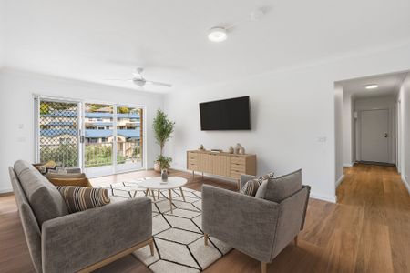 Luxury Coastal Apartment with Pool – Fully Renovated & Minutes from Terrigal Beach - Photo 5