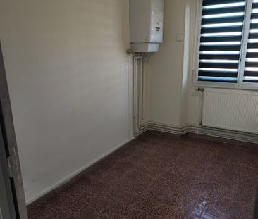 Location - Appartement T4 - 81 m² - Damprichard - Photo 3