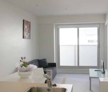 Furnished CBD 2 Bedroom Apartment - Photo 2
