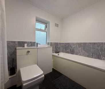 2 bedroom semi-detached house to rent - Photo 6