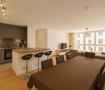 SPACIEUX ! APPARTEMENT DE 4.5 PIECES PROCHE DE TOUTES LES COMMODITES ! - Photo 4