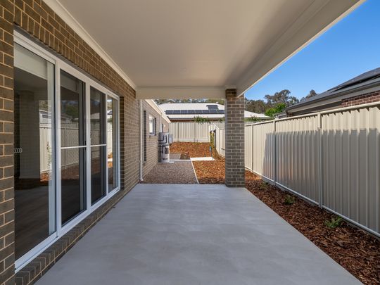 17 Harkin Avenue, Wodonga - Photo 1