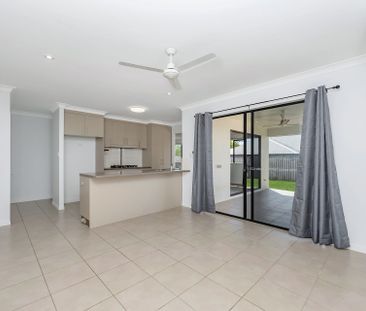 8 Pincer Court, Bushland Beach. - Photo 4