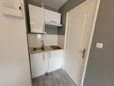 Location Appartement 1 pièce 15m² DOUAI 59500 - Photo 4