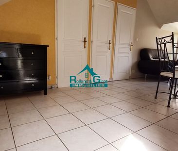Location Appartement 2 pièces 28m² - Photo 2