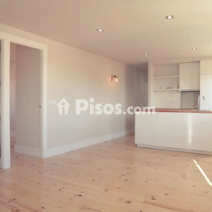 Piso en alquiler en Almendrales - Photo 1